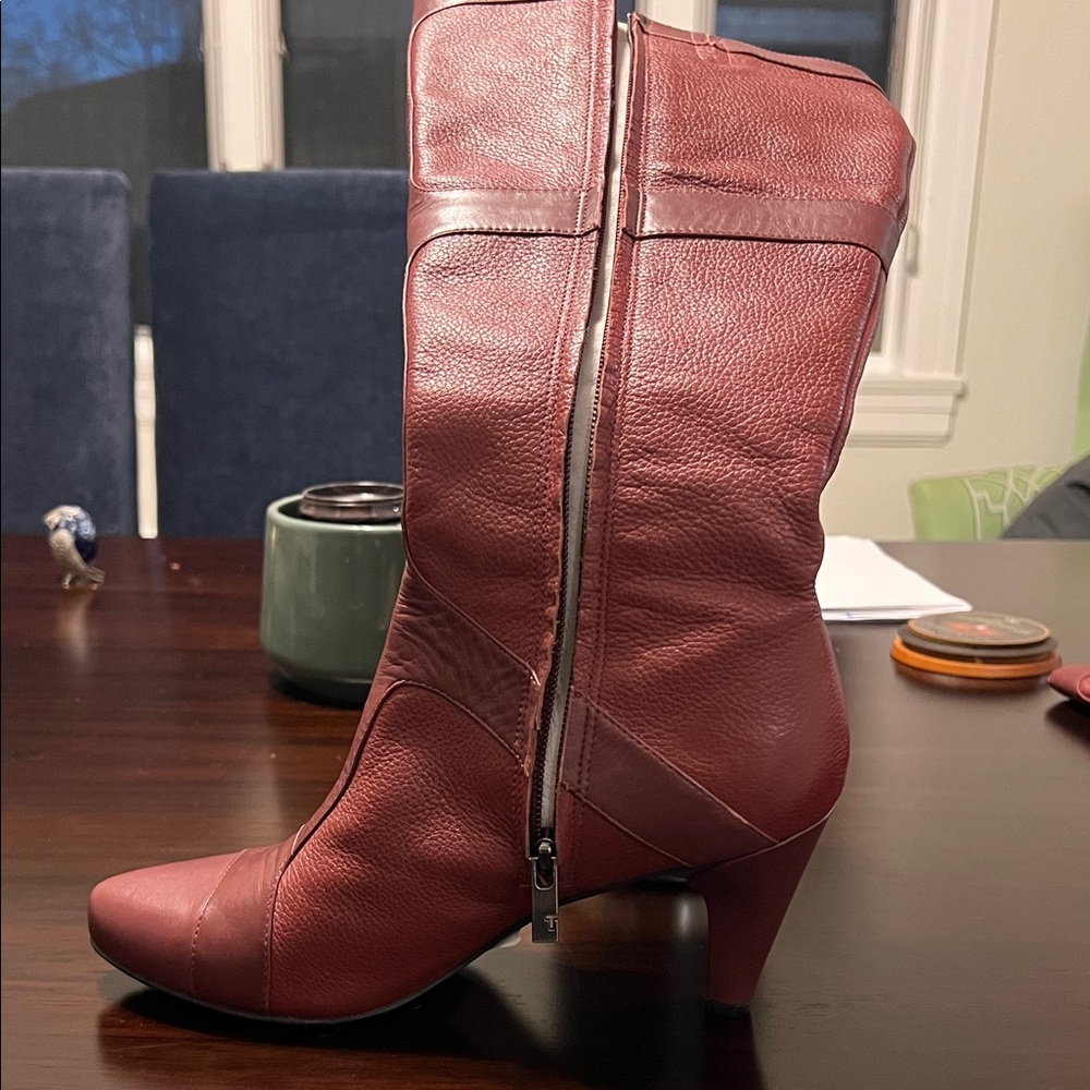 Tsubo Maroon Heeled Boots